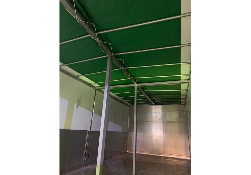 37780640-4879-4795-8D30-8D9ADC009EBD