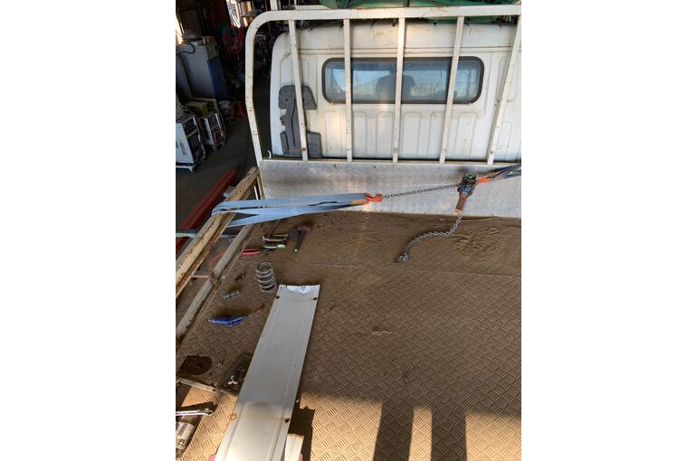 4B8D6B43-0AA2-4703-B0B9-64A381CA0C4F