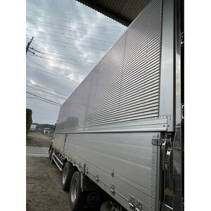 トラックボディ 架装 家畜運搬車 茨城 トラックボディー架装 これまでの実績を中心にトラックボディー製作や塗装等について発信します