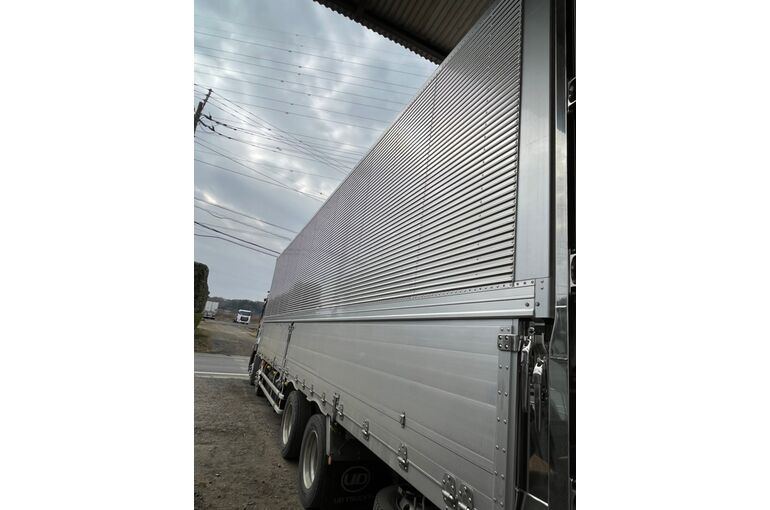 B04486BB-3339-413C-8632-62863EAB5798